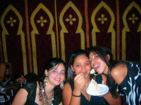MMMMMIIIAAAAMMM... !!!